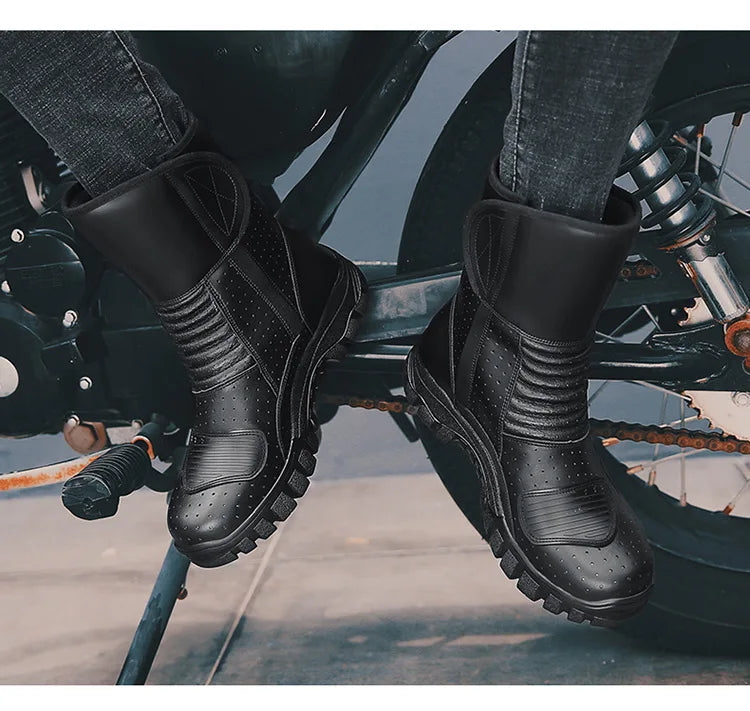 Retro New Winter Motorcycle Boots Waterproof Motocross Boots Black Motorcycle Racing Mid-Calf Shoes Men Leather Moto Boot