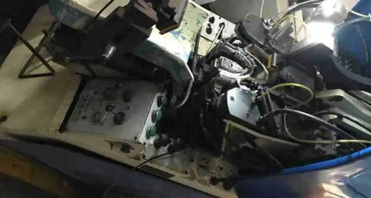 Retro New Winter Motorcycle Boots Waterproof Motocross Boots Black Motorcycle Racing Mid-Calf Shoes Men Leather Moto Boot