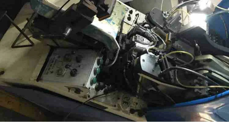 Retro New Winter Motorcycle Boots Waterproof Motocross Boots Black Motorcycle Racing Mid-Calf Shoes Men Leather Moto Boot