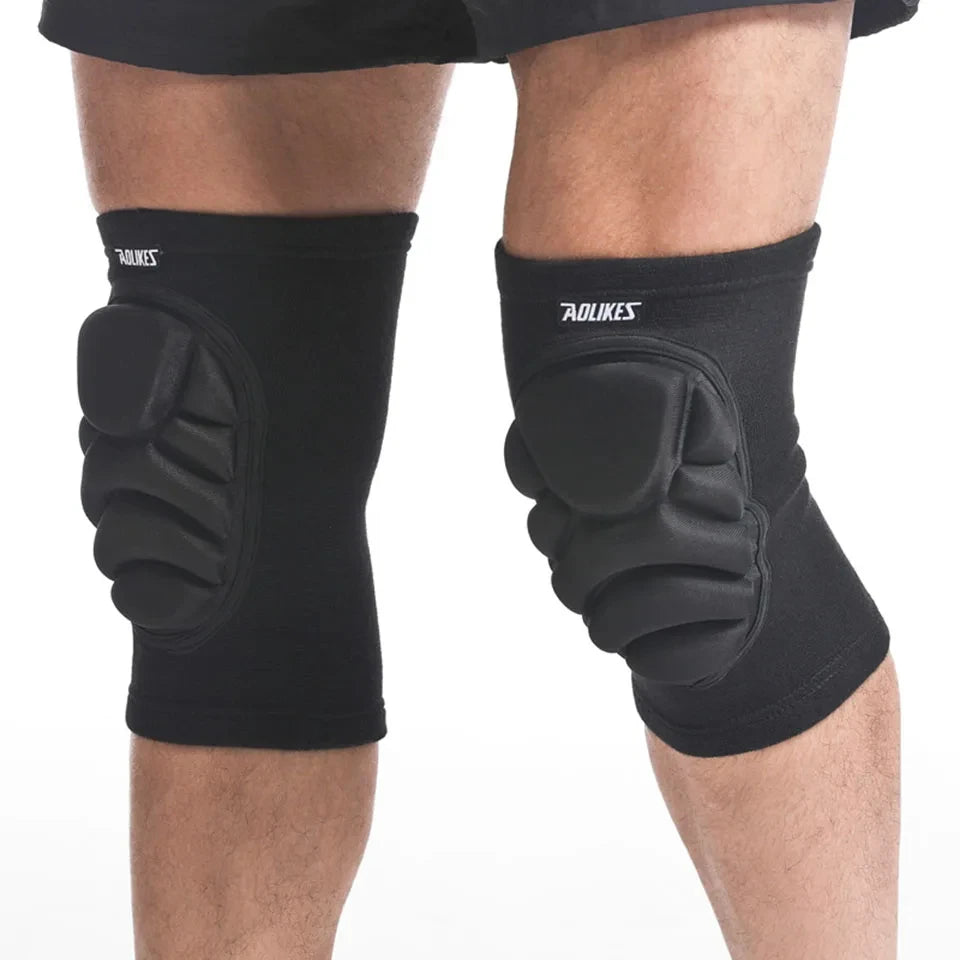 Aolikes Knee & Elbow Pads Set - View 2 | Henderson Shop